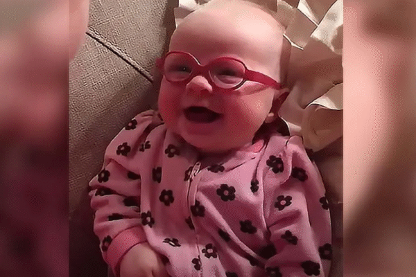 Baby With Eye Problem Can’t Stop Staring When Mom Puts Glasses On Her For The First Time